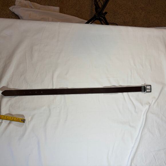 Children’s Place unisex belt.  Black/brown reversible silver buckle.  Size 4-7 - Picture 5 of 5